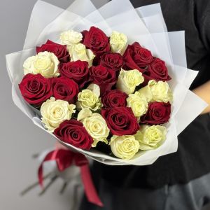 25 роз микс красных и белых (Эквадор) 50 см N
